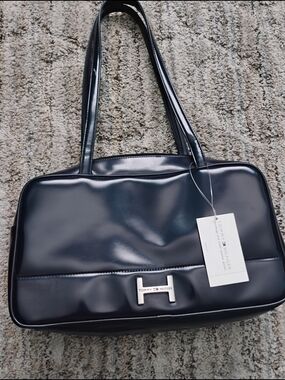 Tommy Hilfiger Navy Patent Shoulder Bag